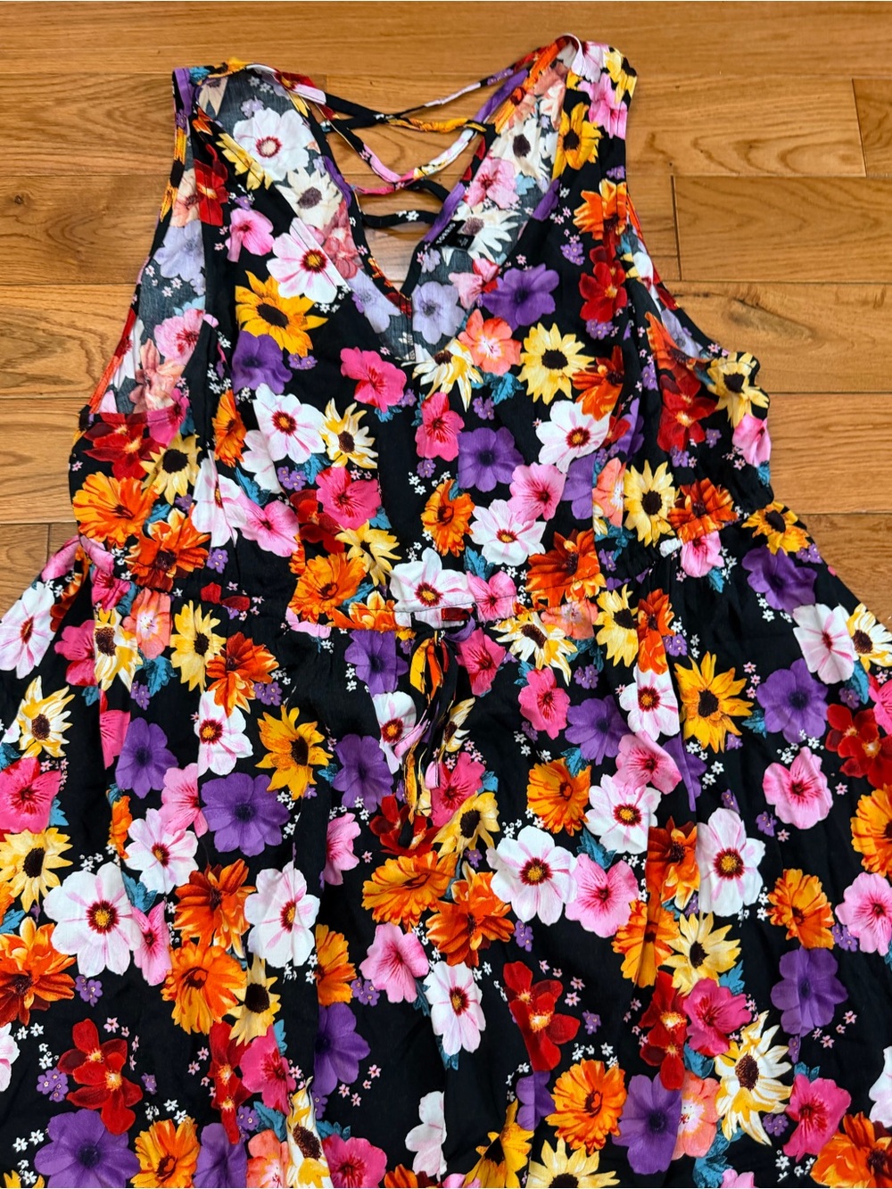 Torrid Floral Babydoll Stretch Challis Top With Hanky Hem - Picture 2 of 7